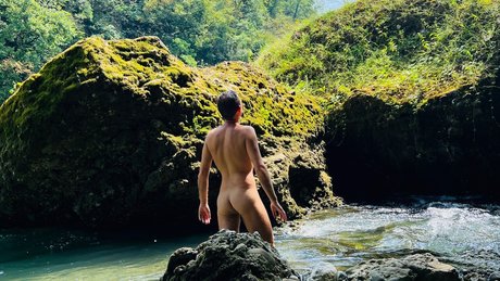 Pyotr star top picture