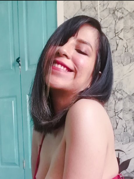 Qimy erotic star pictures