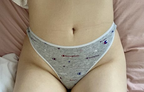 Quinn Noble nudes model picture