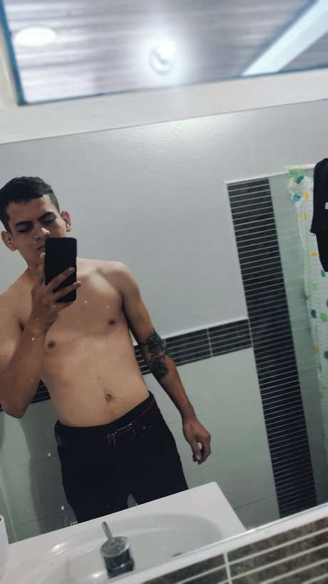 Luis Puentes pornstar beautiful photo