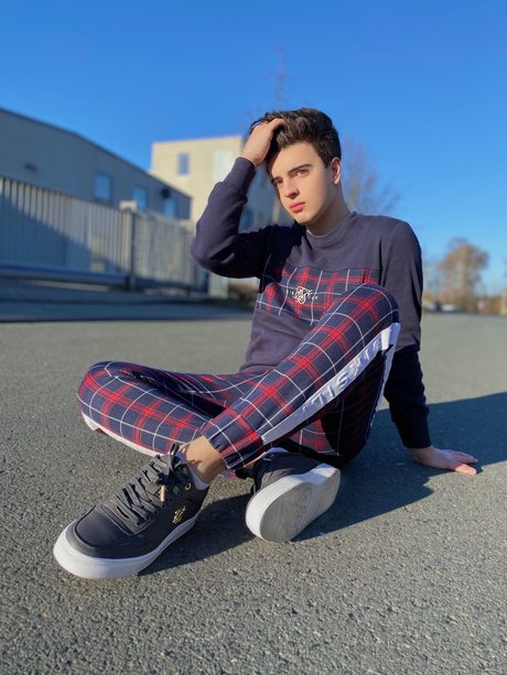 Prxncecharmxng star high quality photo