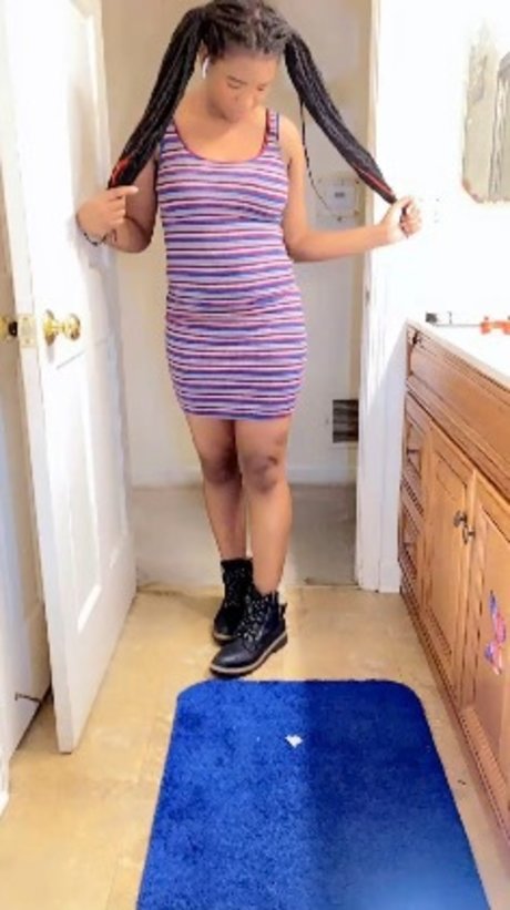 Ashanti Harris star naked archive