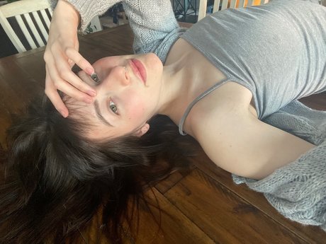 Fawn hd actress picture