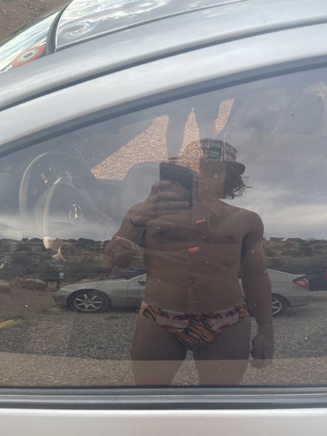 PrettyLiLTwunk art actress image