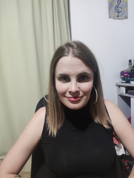 Rita Oliveira pornographic model photos