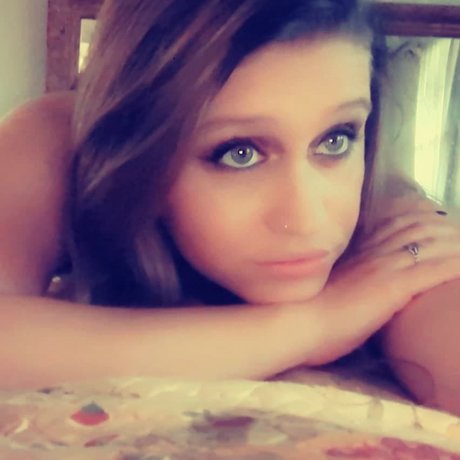 Risa Rae model pornographic photo