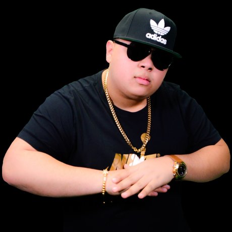 Rey Cruz model top picture