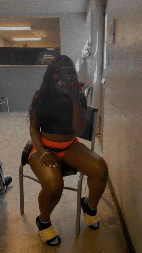 Ressie star nude pictures