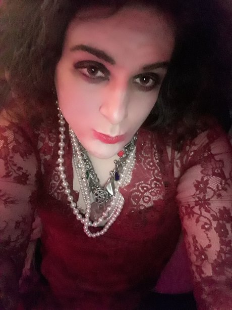 Regina Babylon sex model pic