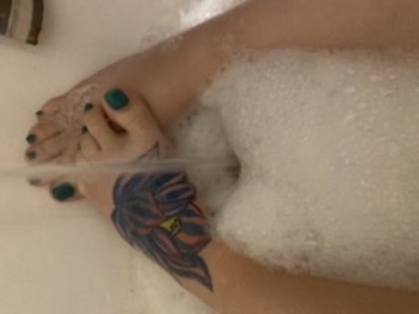 Reesa pornstar erotic pics