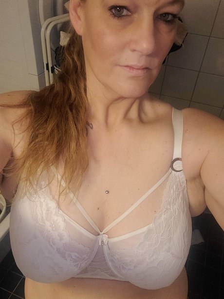 JANNICA STEV N hd pornstar photo