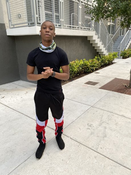 Rayan Shingai model nude images