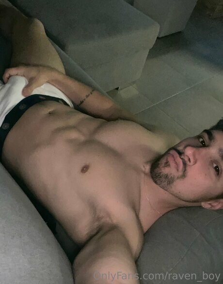 _R VEN_ naked star pics