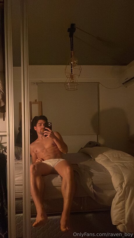 _R VEN_ nude model images