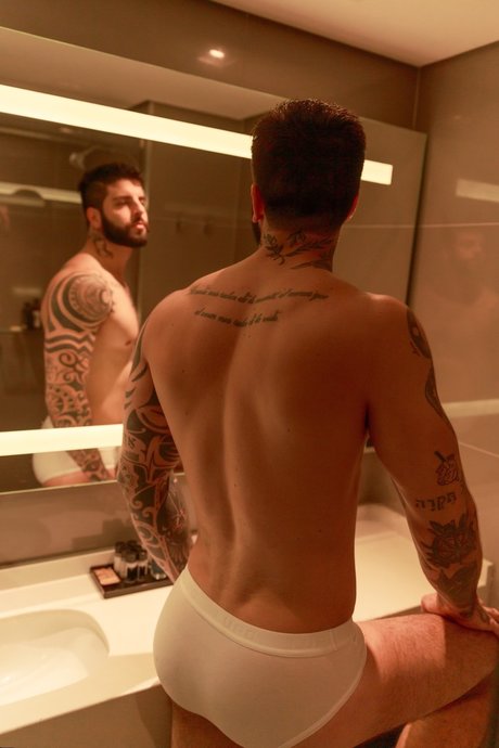 Rafael Newbold sex model images