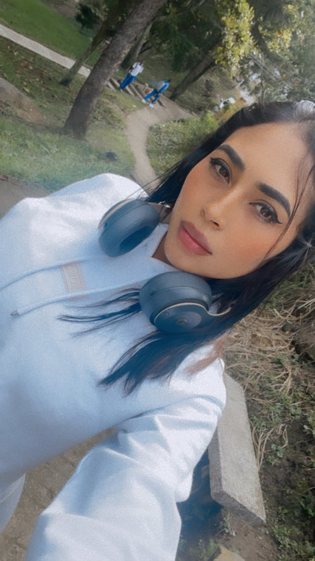 girlfriend onlyfans erotic photos