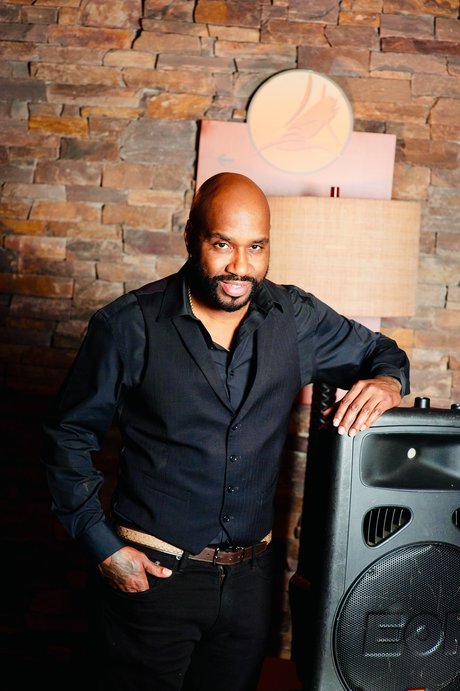 Mr Polo model sexy pics