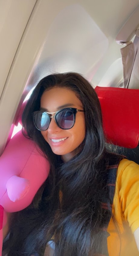 Marcella Hills pretty star photos