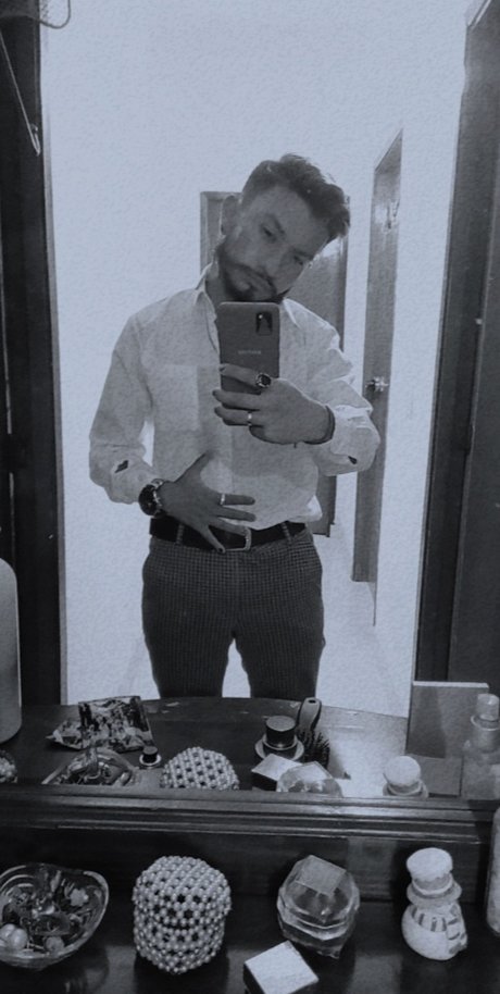 Mao Acero exclusive model pictures