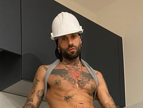 Axel Canon star porn images