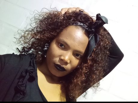 kathiusk 1 pretty actress image