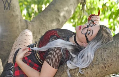 Romiss32 model hot image