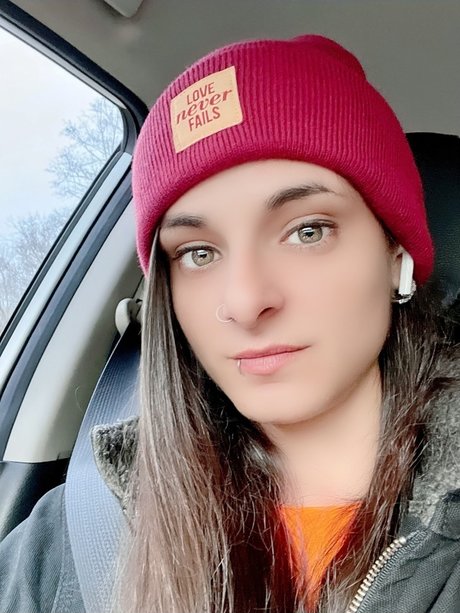 Romie Chick star art photo