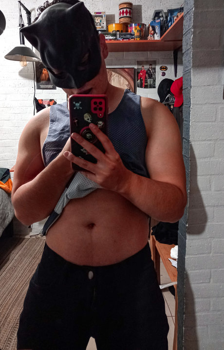 EVAN ROMEN hot actress archive