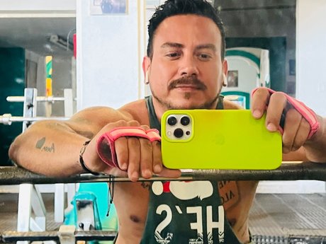 Roi Pineda sex star images