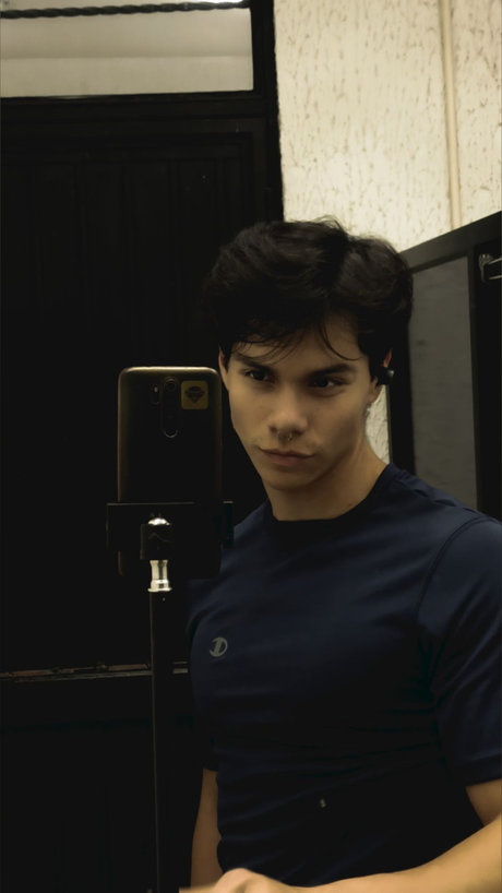 Rodri free pornstar img