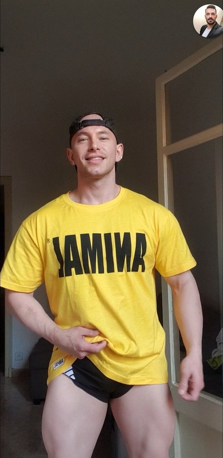 ROBERTO GONZALEZ star nudes photos