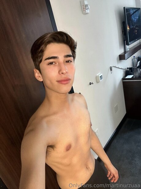 Martin Urzua sexy star pictures