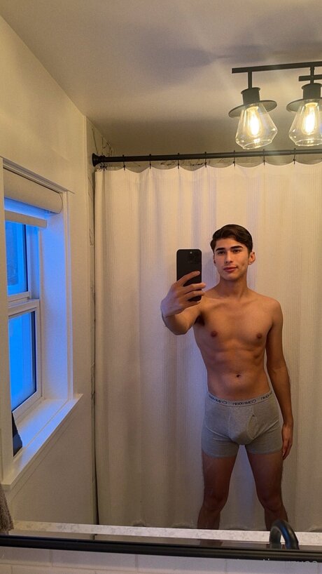 Martin Urzua pretty model gallery