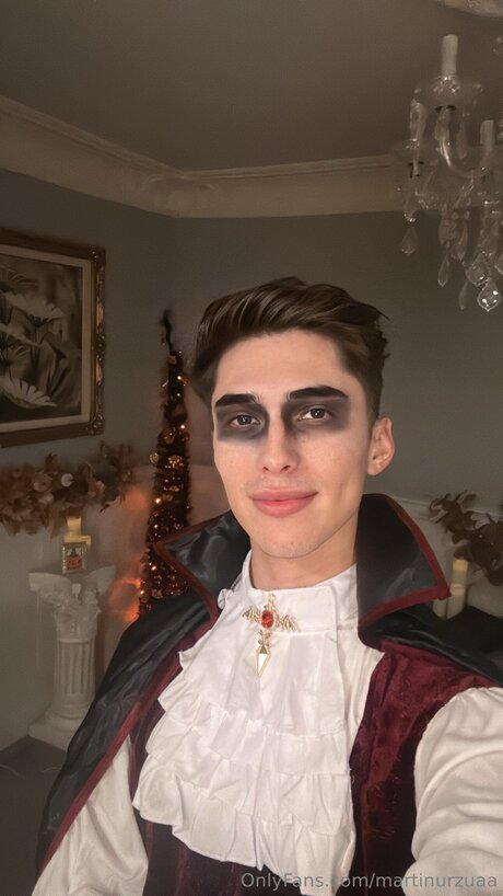 Martin Urzua art actress archive