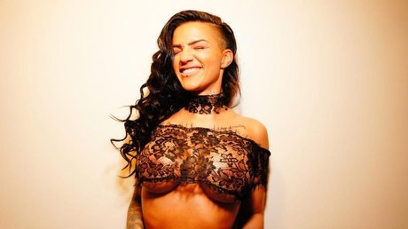 Marra Empire nudes model picture