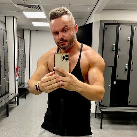 MarkRich model nude image