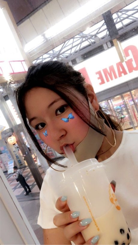 Maririn_ model exclusive photos