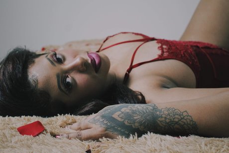 Kesha Marinda beautiful model images