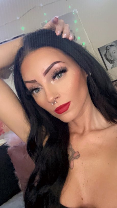 MarilynJenelle star adult picture