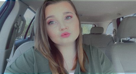 New Video Coming soon_ beautiful model img