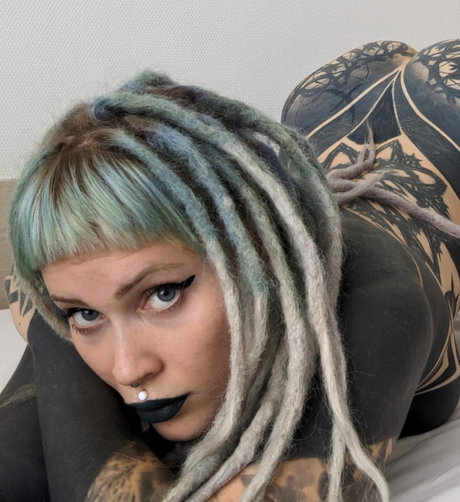 Kayzie model perfect picture