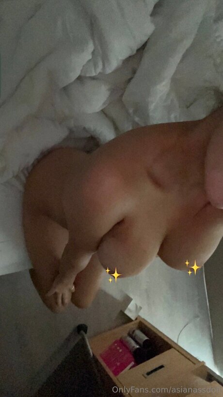 Asian chick_ best star photo