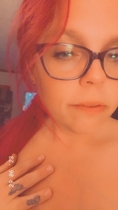 Marie1985 model porn images