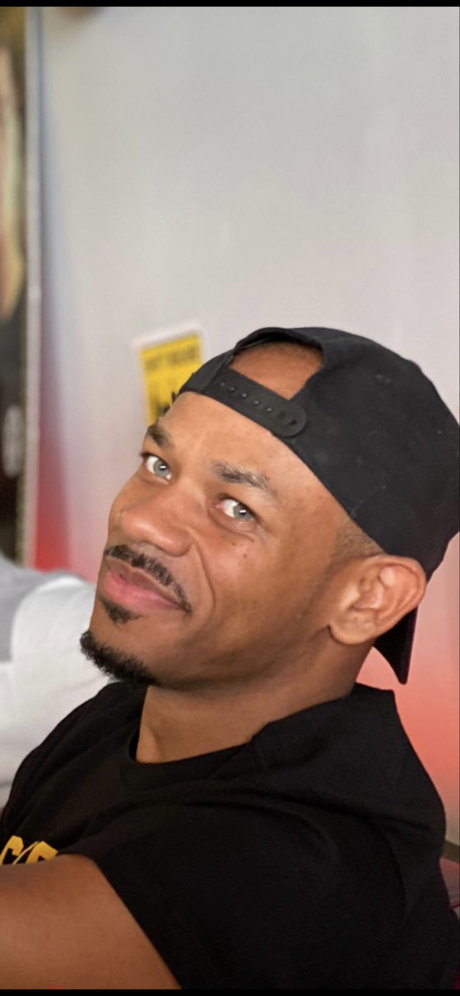 Ashleygreeneyes erotic model photo