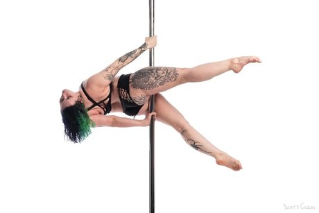 Nyx Nova pornstar top images