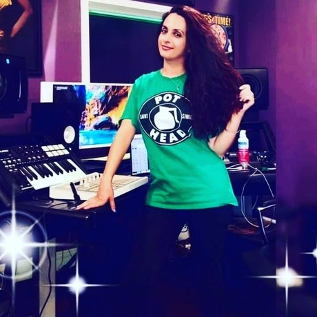 Ani Galestanian pornstar art picture