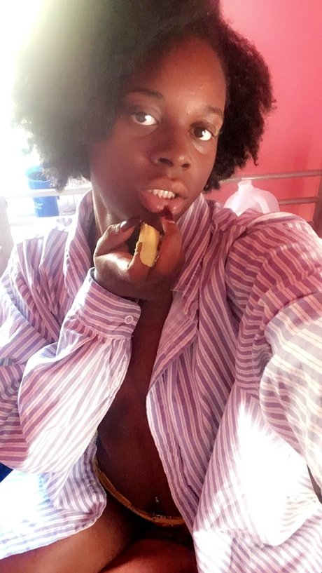 NilahJa04 sex actress image