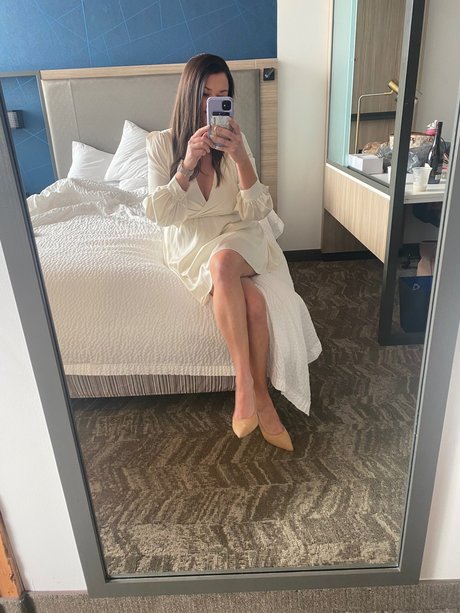 Bailey Gray pornstar nude photo