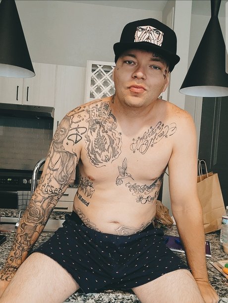 Bandit xo pretty pornstar image