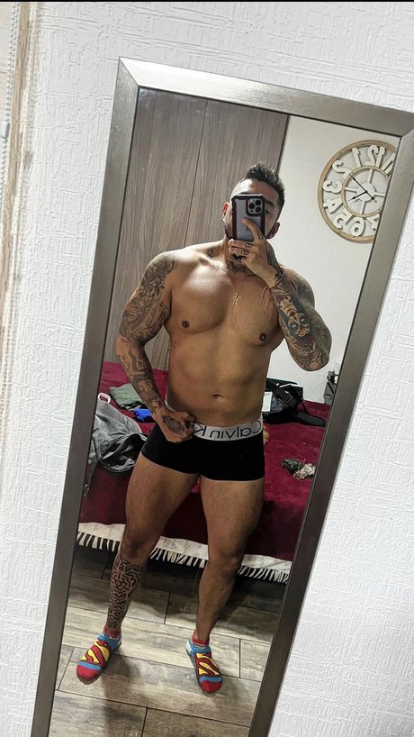 Mau Goga exclusive star pictures